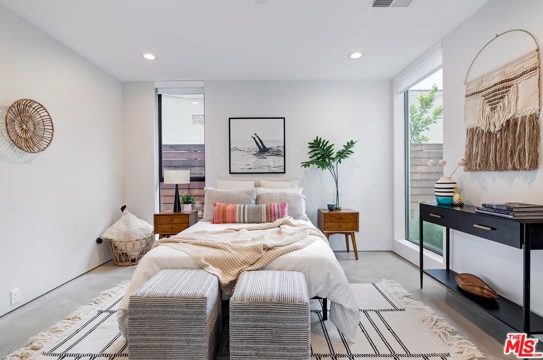 8899 Hubbard St, Los Angeles CA  90232-2401 exterior