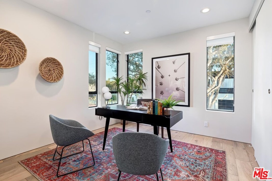 8899 Hubbard St, Los Angeles CA  90232-2401 exterior