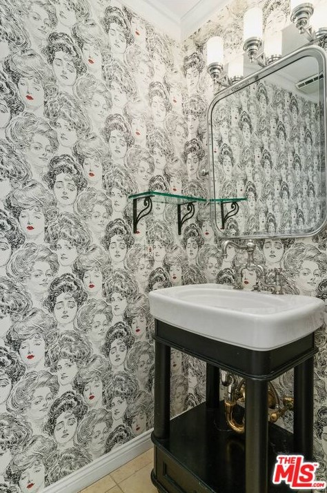 10759 Ashton Ave, Los Angeles CA 90024-5047 exterior