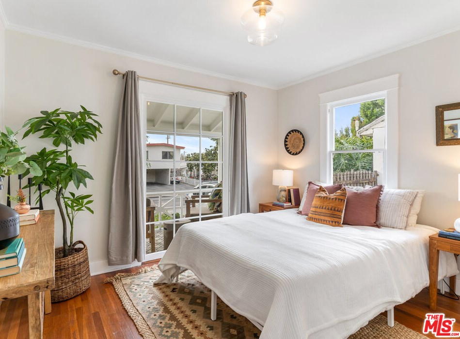 7729 Norton Ave, Los Angeles CA  90046-6214 exterior