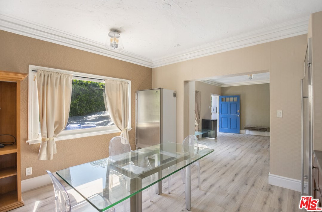 7301 Fountain Ave, Los Angeles CA  90046-5611 exterior