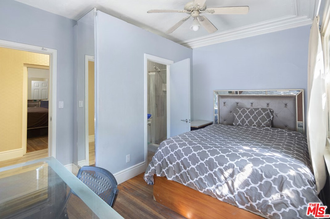 7301 Fountain Ave, Los Angeles CA  90046-5611 exterior