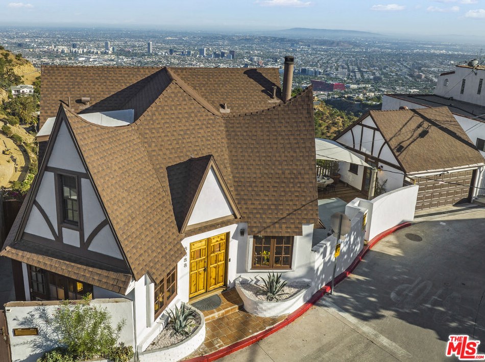 8888 Appian Way, Los Angeles CA  90046-7735 exterior