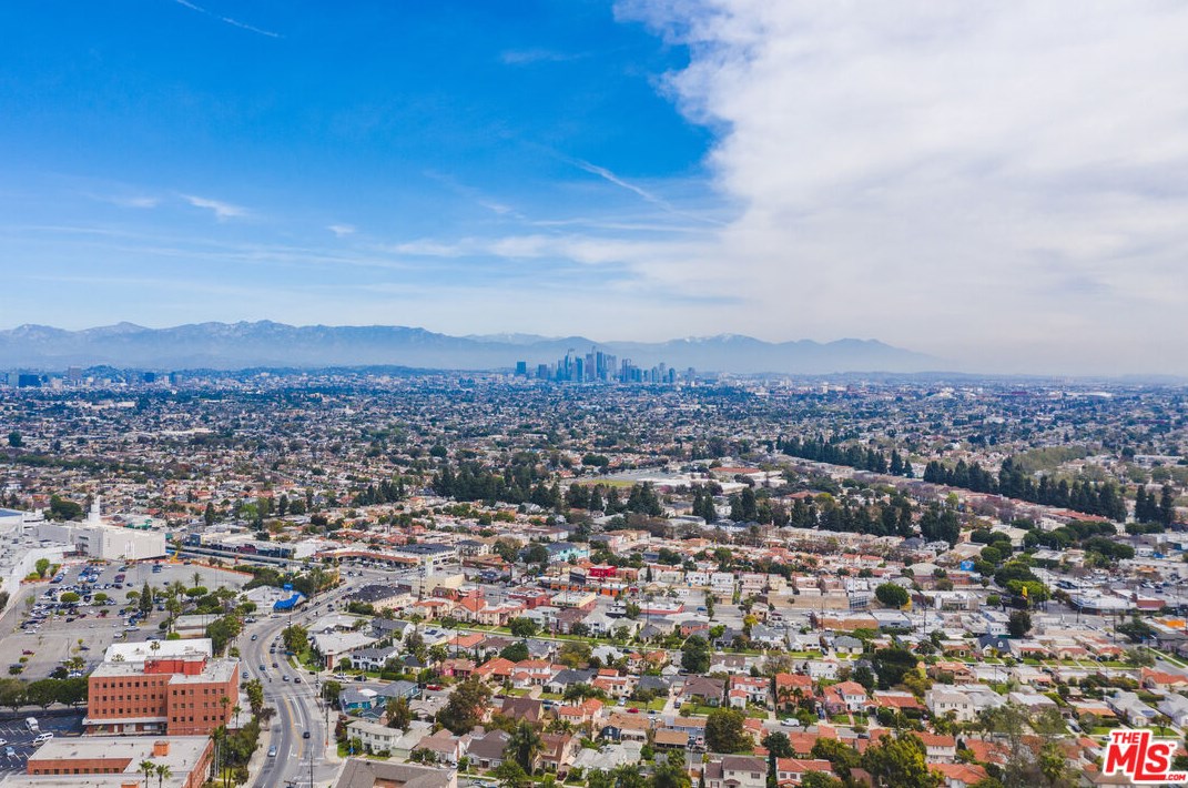 3824 Stocker St, Los Angeles CA  90008-5128 exterior