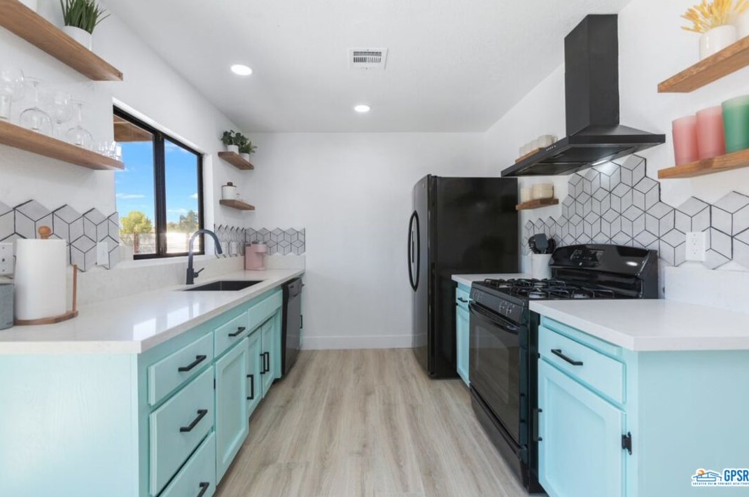 54610 Primavera Dr, Yucca Valley CA  92284-2386 exterior