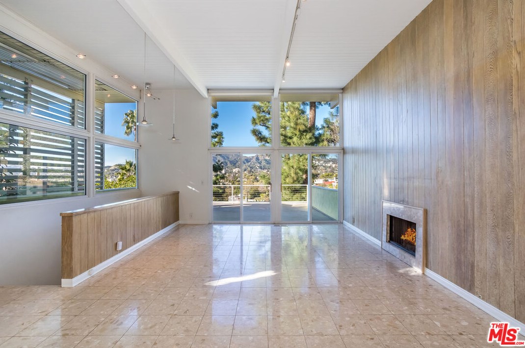 1722 Hollyvista Ave, Los Angeles CA  90027-4626 exterior
