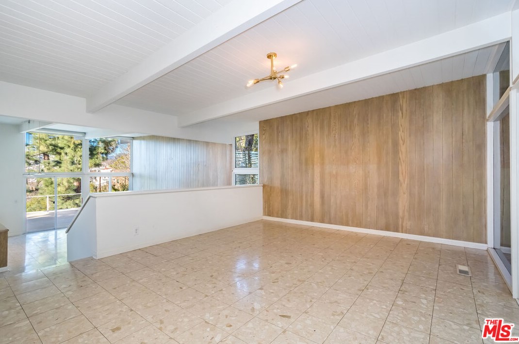 1722 Hollyvista Ave, Los Angeles CA  90027-4626 exterior