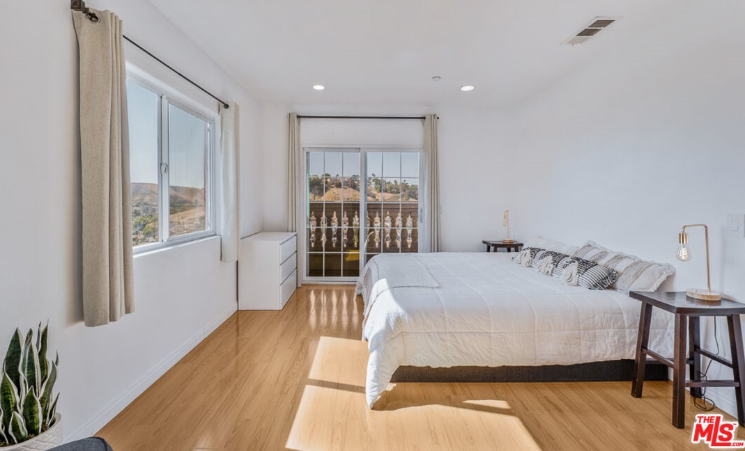 5058 Williams Pl, Los Angeles CA  90032-4016 exterior