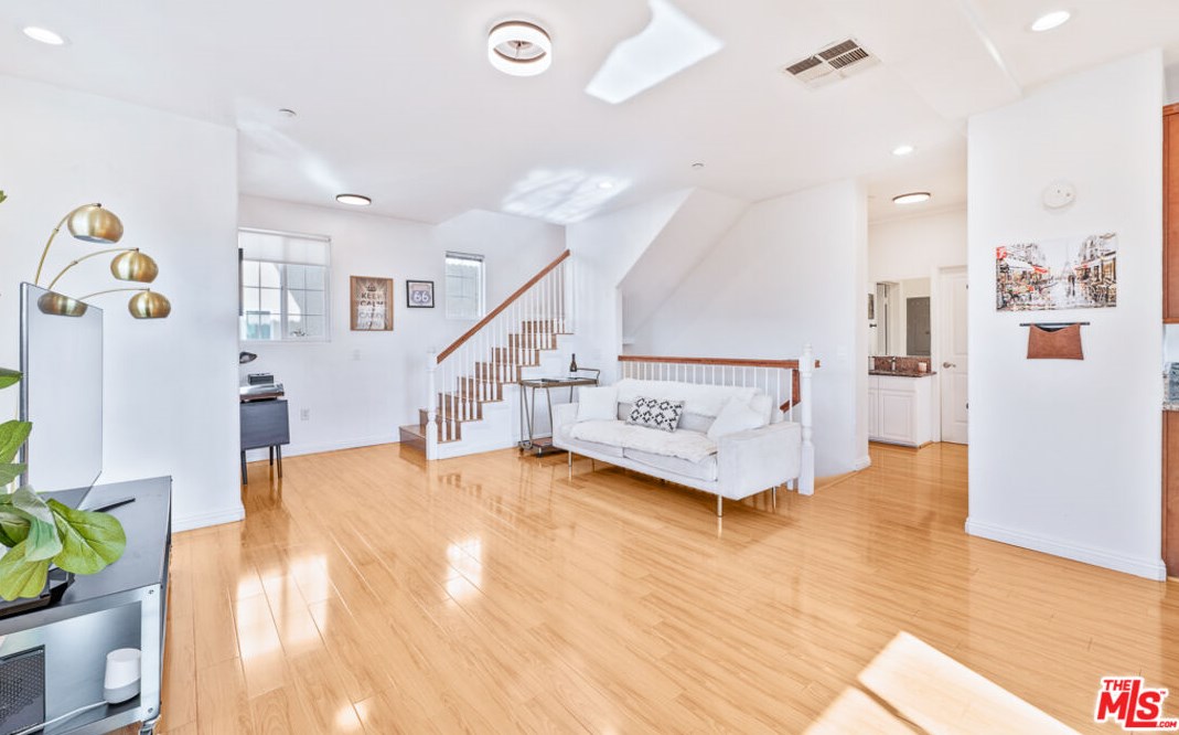 5058 Williams Pl, Los Angeles CA  90032-4016 exterior