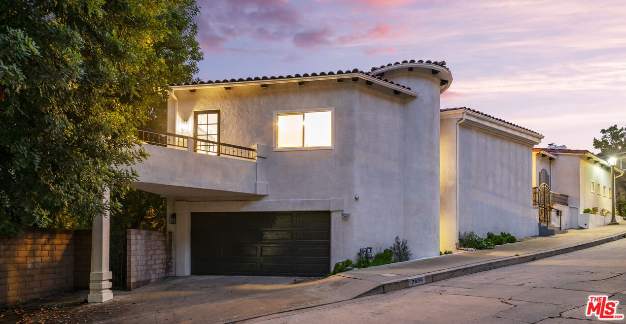 7004 La Presa Dr, Los Angeles CA  90068-3105 exterior