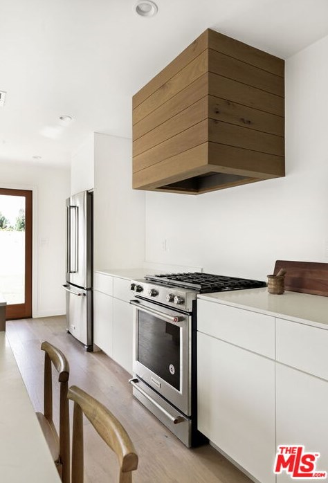 8511 Belford Ave, Los Angeles CA  90045-4315 exterior