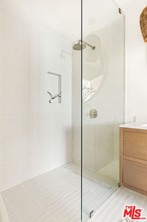 8511 Belford Ave, Los Angeles CA  90045-4315 exterior