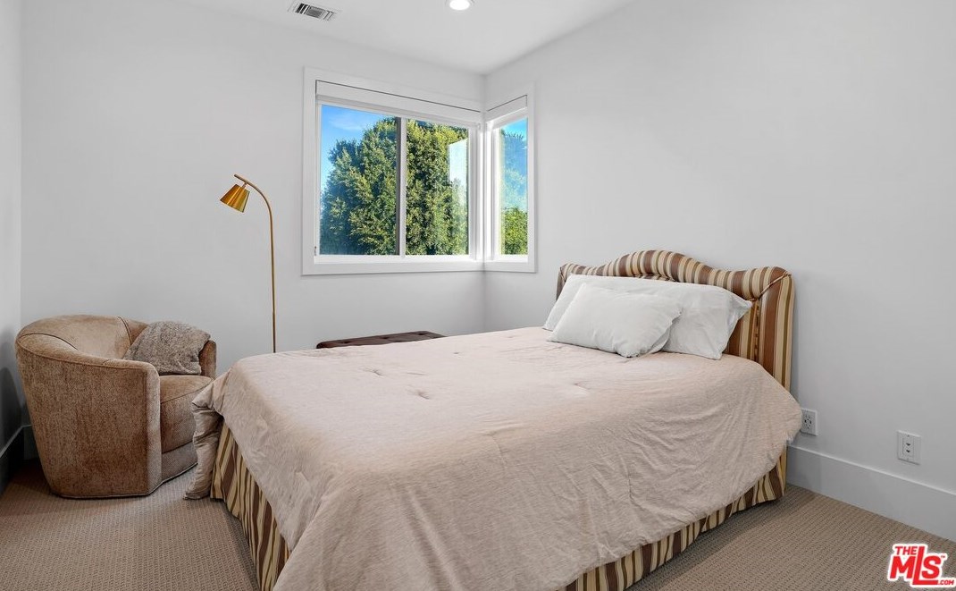 4169 Mildred Ave, Los Angeles CA  90066-5721 exterior