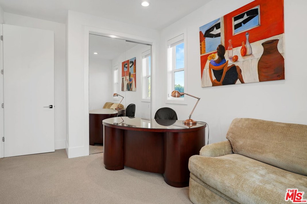 4169 Mildred Ave, Los Angeles CA  90066-5721 exterior