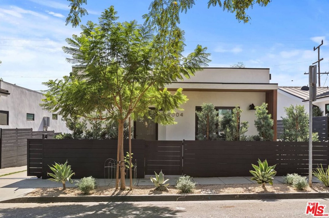 9004 Dicks St, Los Angeles CA  90069-4809 exterior