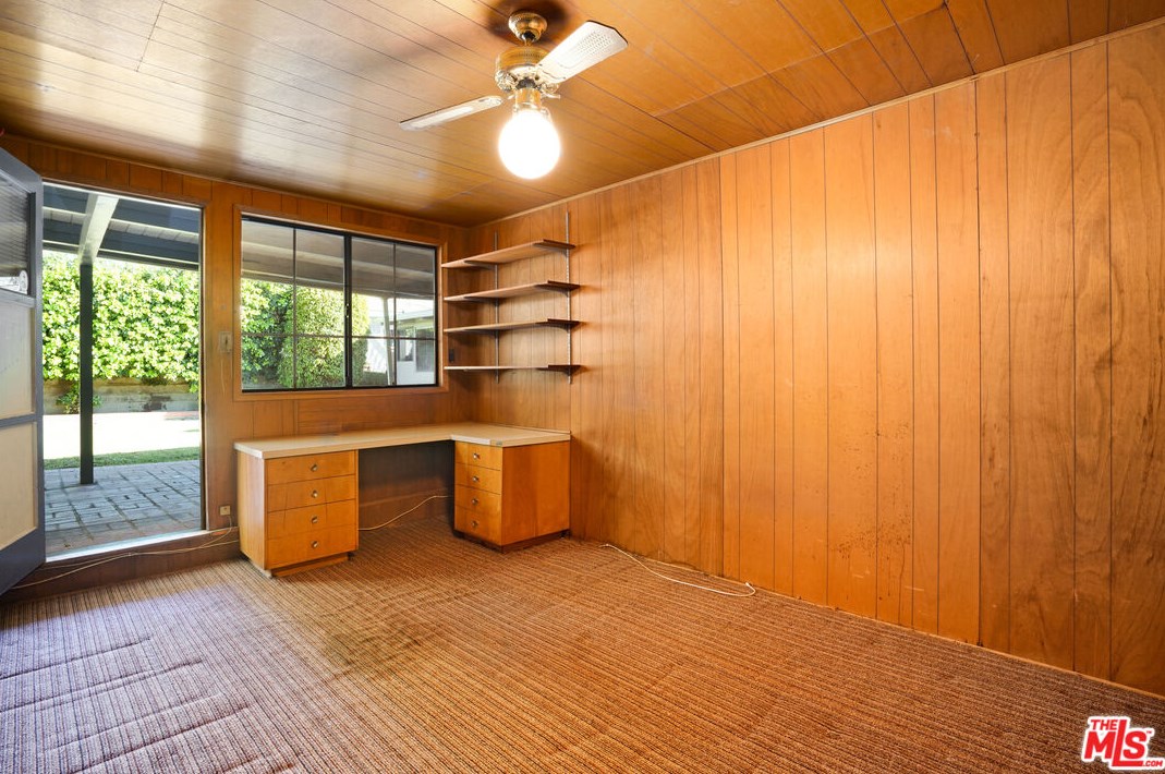 12825 Stanwood Dr, Los Angeles CA  90066-1739 exterior