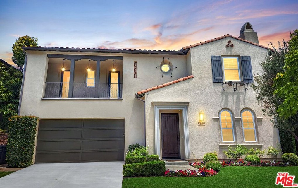 7437 Coastal View Dr, Los Angeles CA  90045-1272 exterior