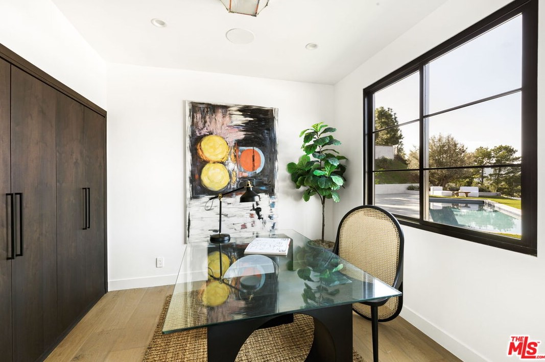 10829 Savona Rd, Los Angeles CA  90077-2306 exterior