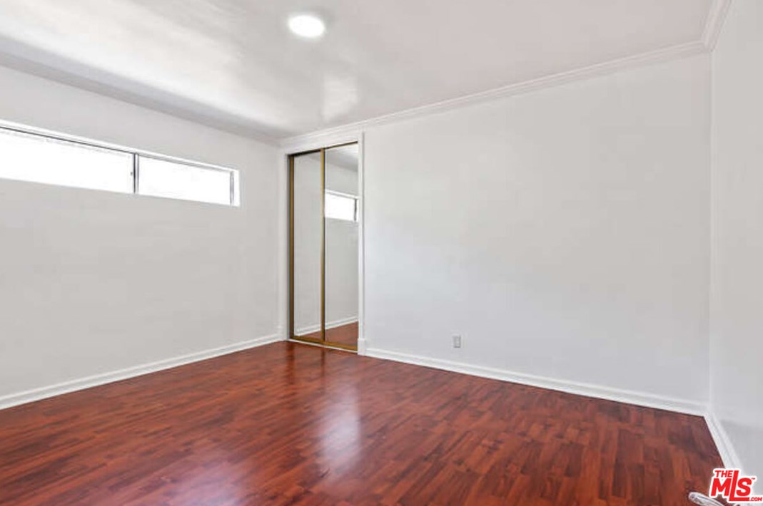 8810 Cadillac Ave, Los Angeles CA  90034-2002 exterior