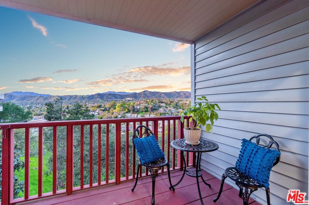 1411 Wildwood Dr, Los Angeles CA  90041-3130 exterior