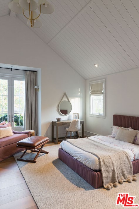 665 Walther Way, Los Angeles CA  90049-2314 exterior