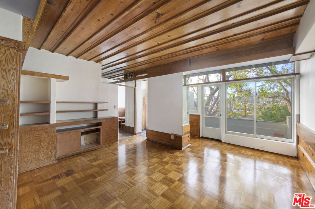 1807 Edgecliffe Dr, Los Angeles CA  90026-1145 exterior