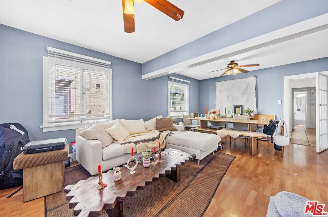 1556 Morton Ave, Los Angeles CA  90026-2676 exterior