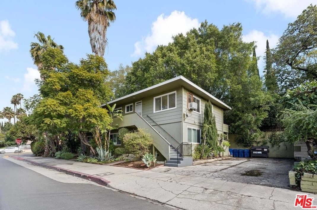 1864 Talmadge St, Los Angeles CA  90027-4542 exterior