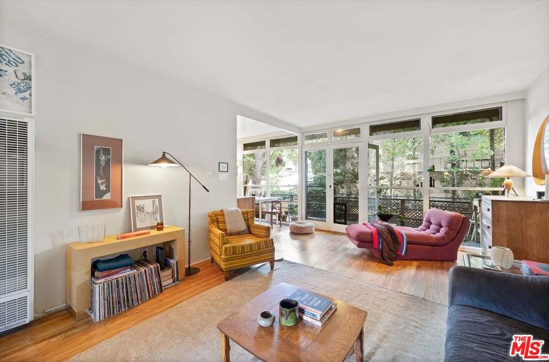 1864 Talmadge St, Los Angeles CA  90027-4542 exterior