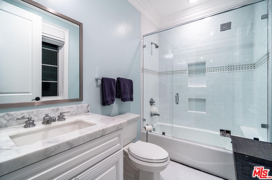 2921 Haddington Dr, Los Angeles CA  90064-4416 exterior