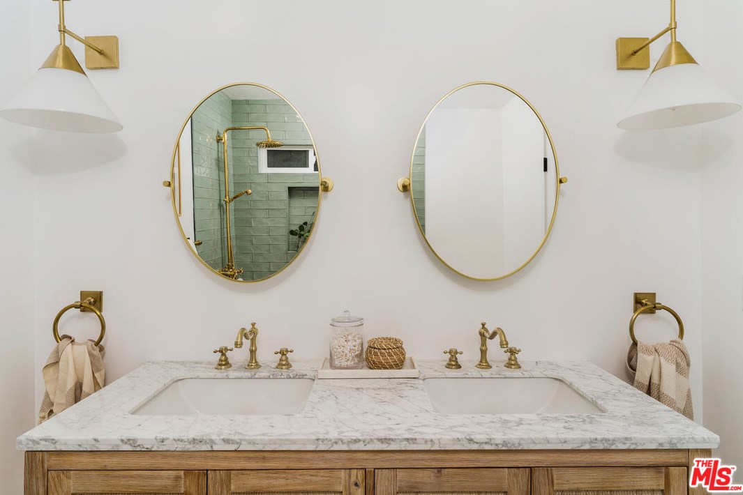 3663 Homeland Dr, Los Angeles CA  90008-4937 exterior