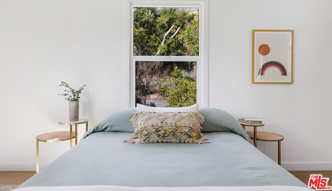 3663 Homeland Dr, Los Angeles CA  90008-4937 exterior
