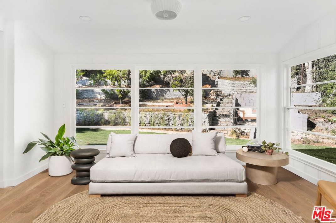3663 Homeland Dr, Los Angeles CA  90008-4937 exterior