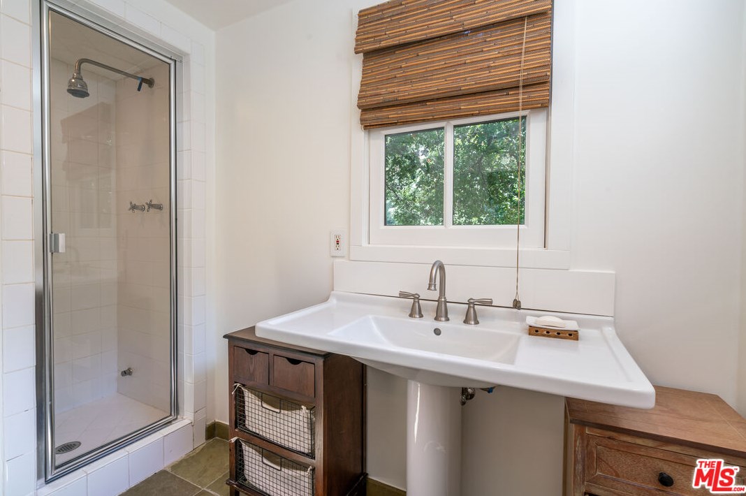 2459 Laurel Pass, Los Angeles CA  90046-1401 exterior