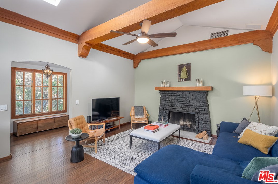 2459 Laurel Pass, Los Angeles CA  90046-1401 exterior