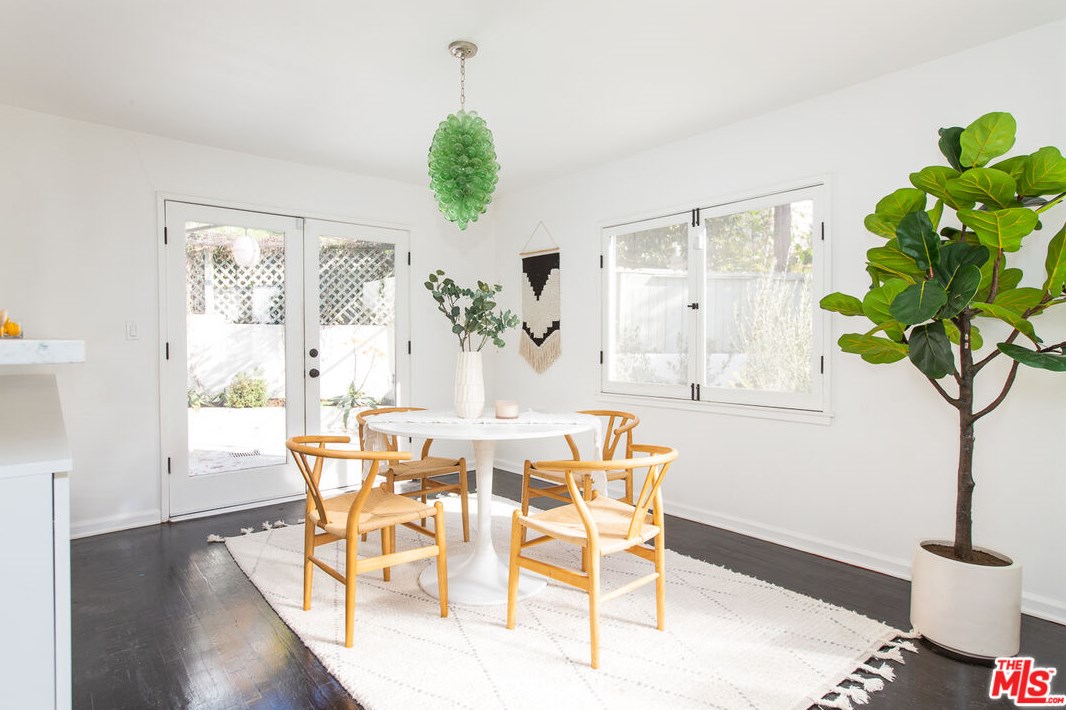 3111 Hamilton Way, Los Angeles CA  90026-2107 exterior