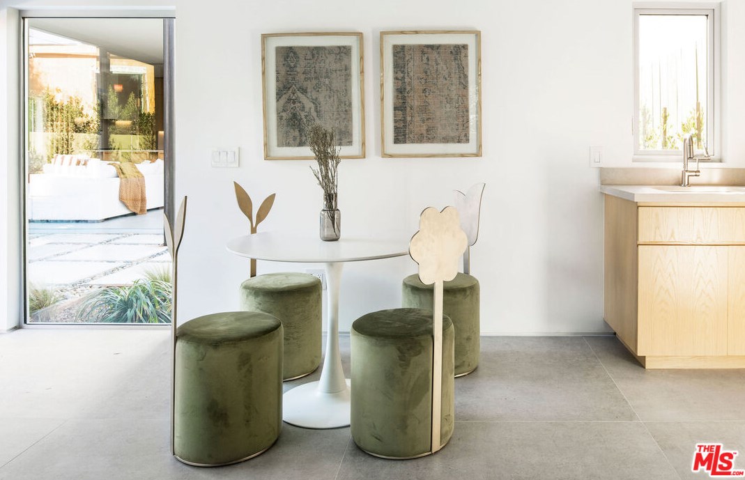 3030 Kelton Ave, Los Angeles CA  90034-3022 exterior