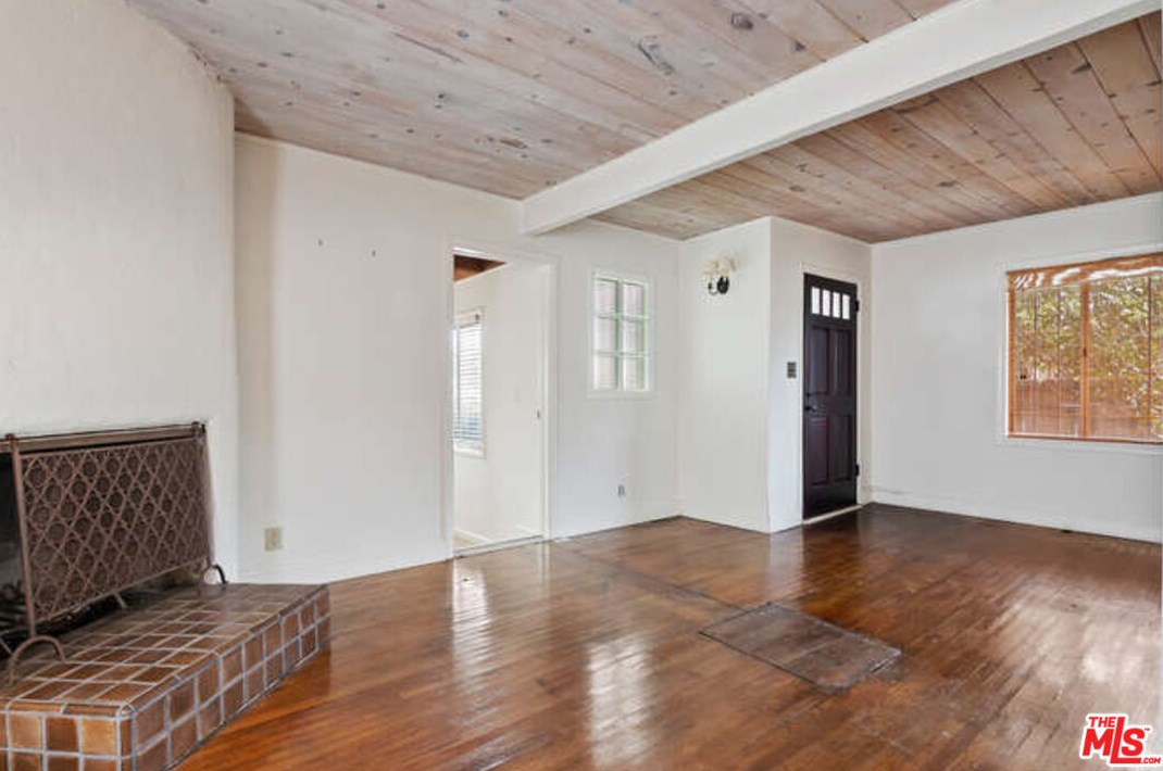 8629 Guthrie Ave, Los Angeles CA  90034-1403 exterior