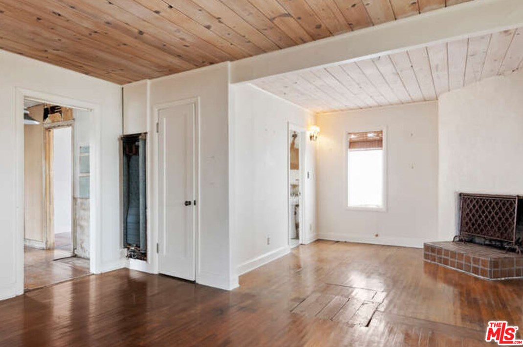 8629 Guthrie Ave, Los Angeles CA  90034-1403 exterior