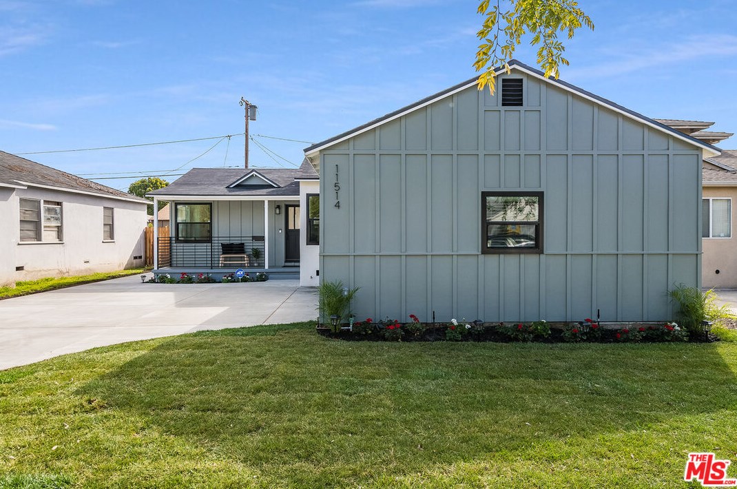 11514 Culver Park Dr, Los Angeles CA  90230-5329 exterior