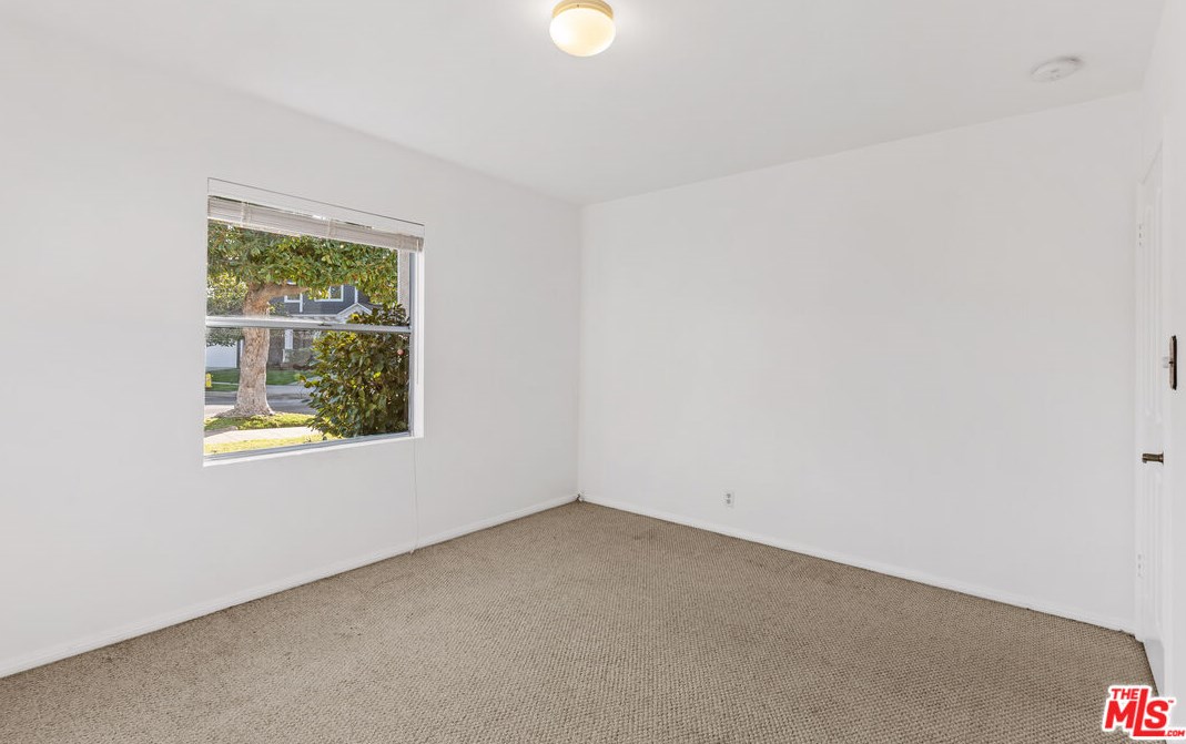 6383 Nancy St, Los Angeles CA  90045-1235 exterior