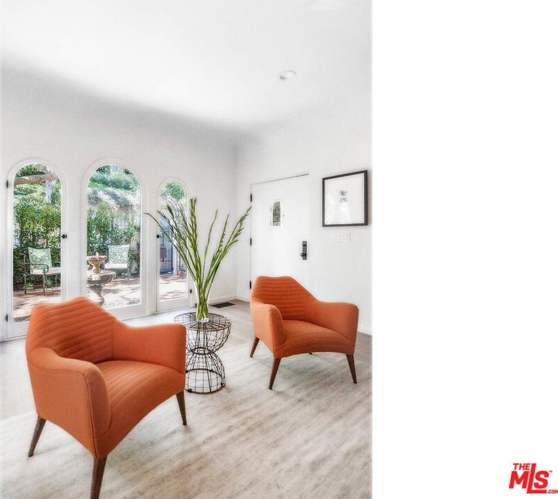 1982 Normandie Ave, Los Angeles CA  90007-1144 exterior