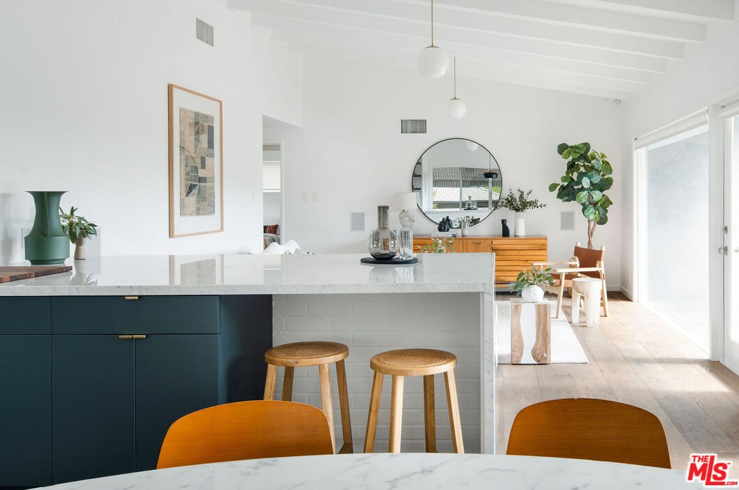 4342 Palmero Dr, Los Angeles CA  90065-4236 exterior