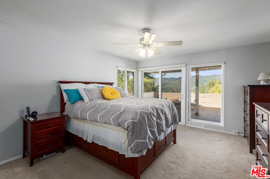 13740 Bayliss Rd, Los Angeles CA  90049-1215 exterior