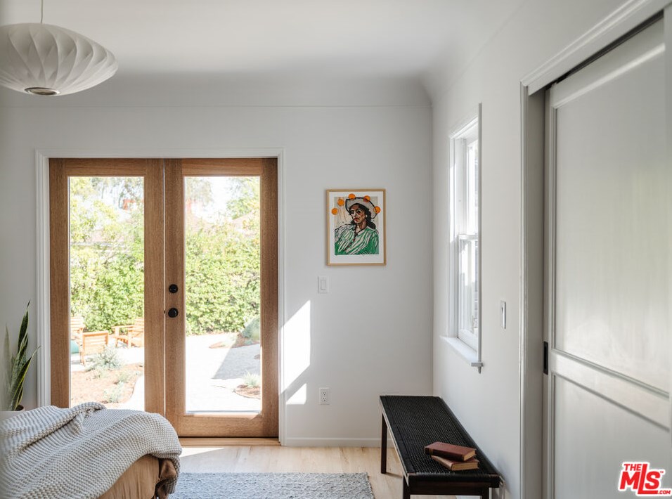 3510 Alsace Ave, Los Angeles CA  90016-5212 exterior