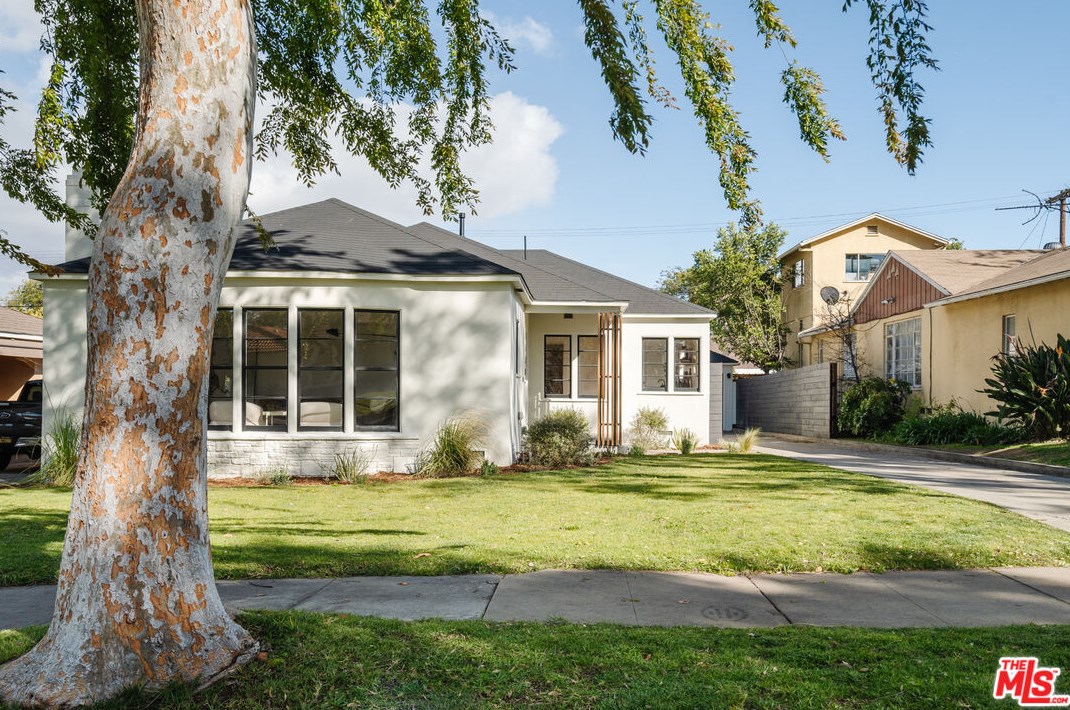 3510 Alsace Ave, Los Angeles CA  90016-5212 exterior