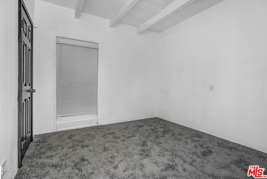 102 22nd St, Banning CA  92220-4012 exterior