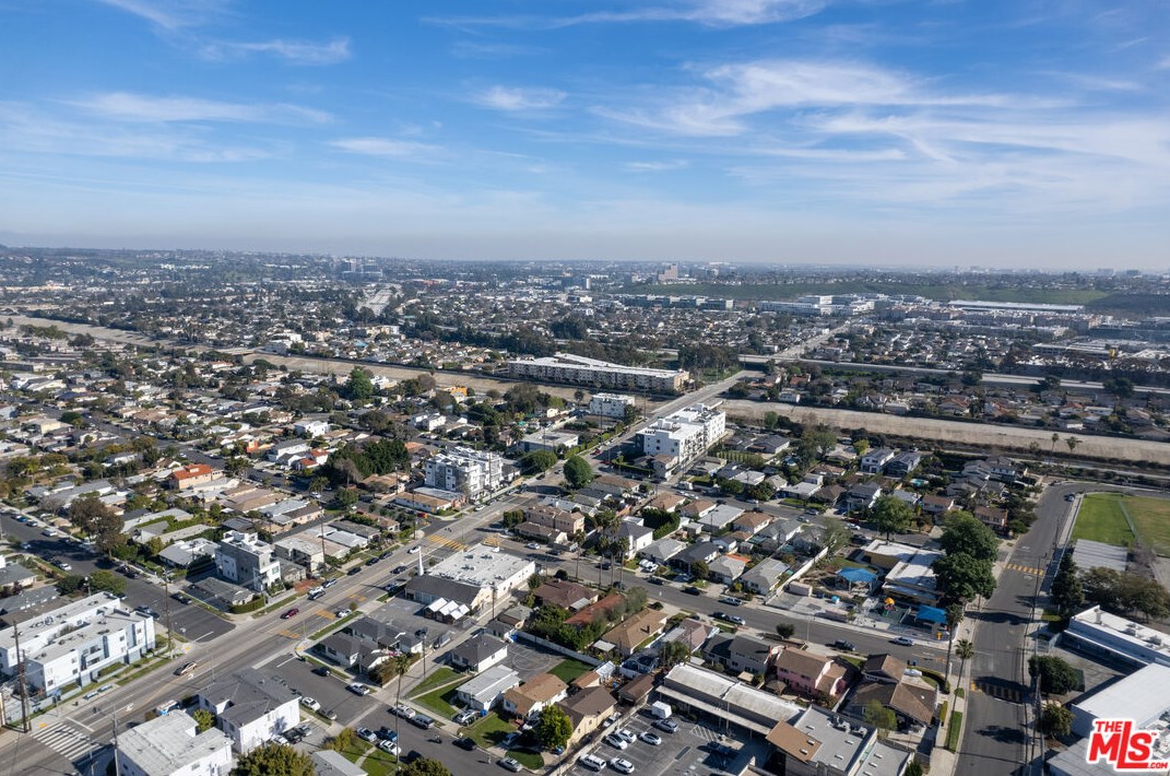 12425 Allin St, Los Angeles CA  90066-6805 exterior