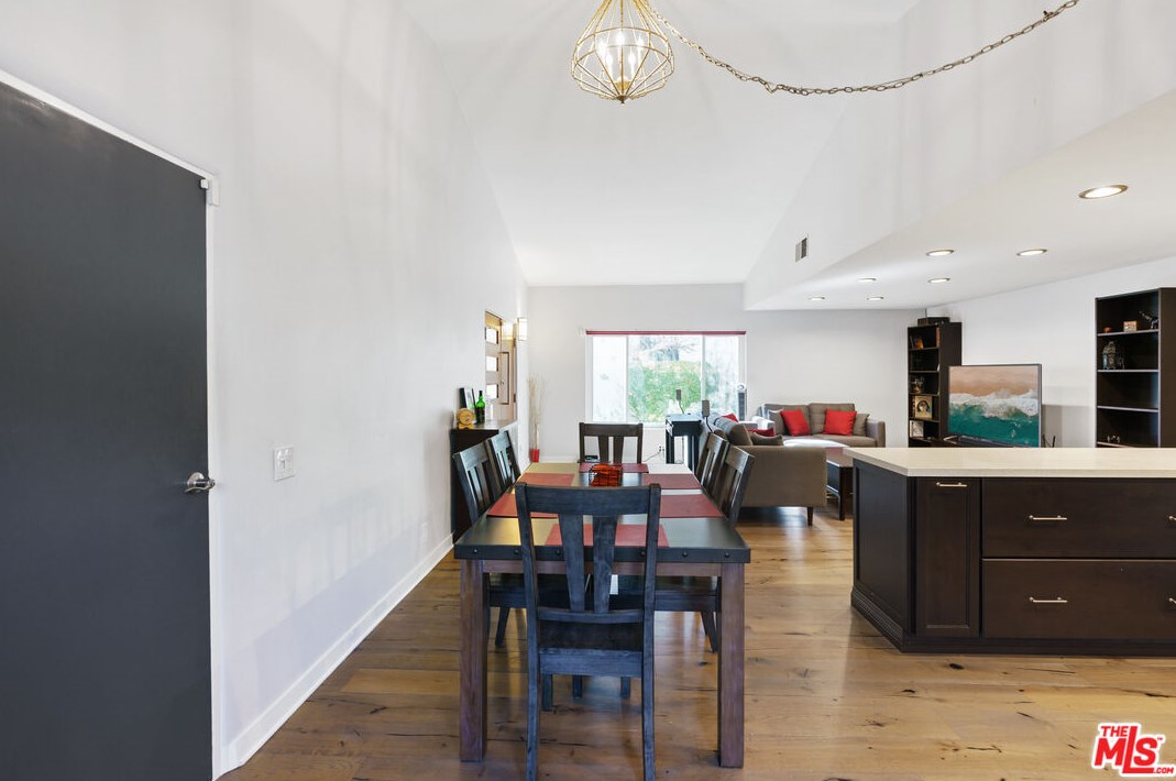 12425 Allin St, Los Angeles CA  90066-6805 exterior