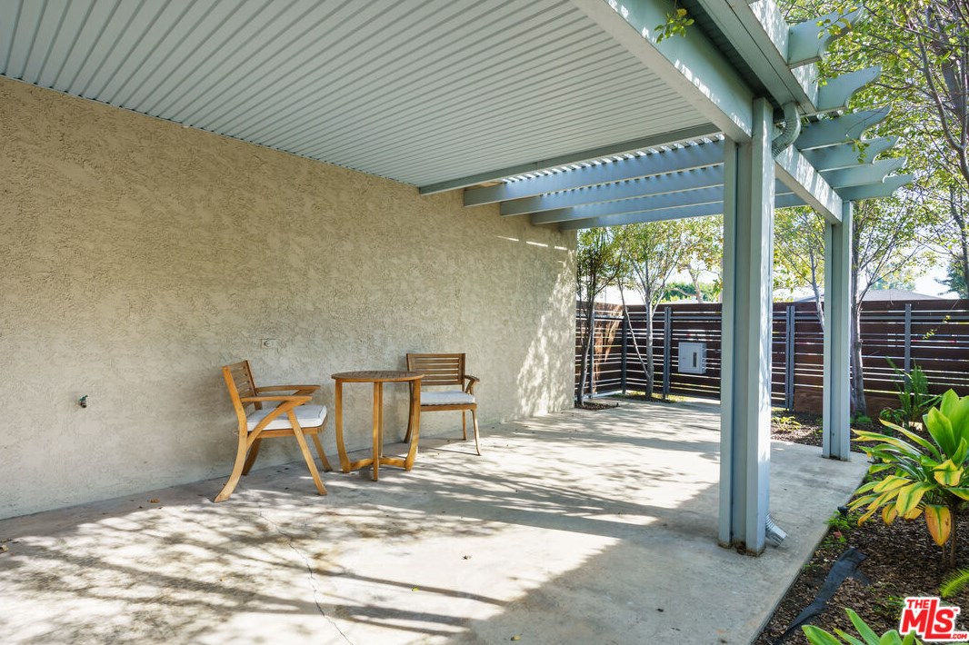 12425 Allin St, Los Angeles CA  90066-6805 exterior